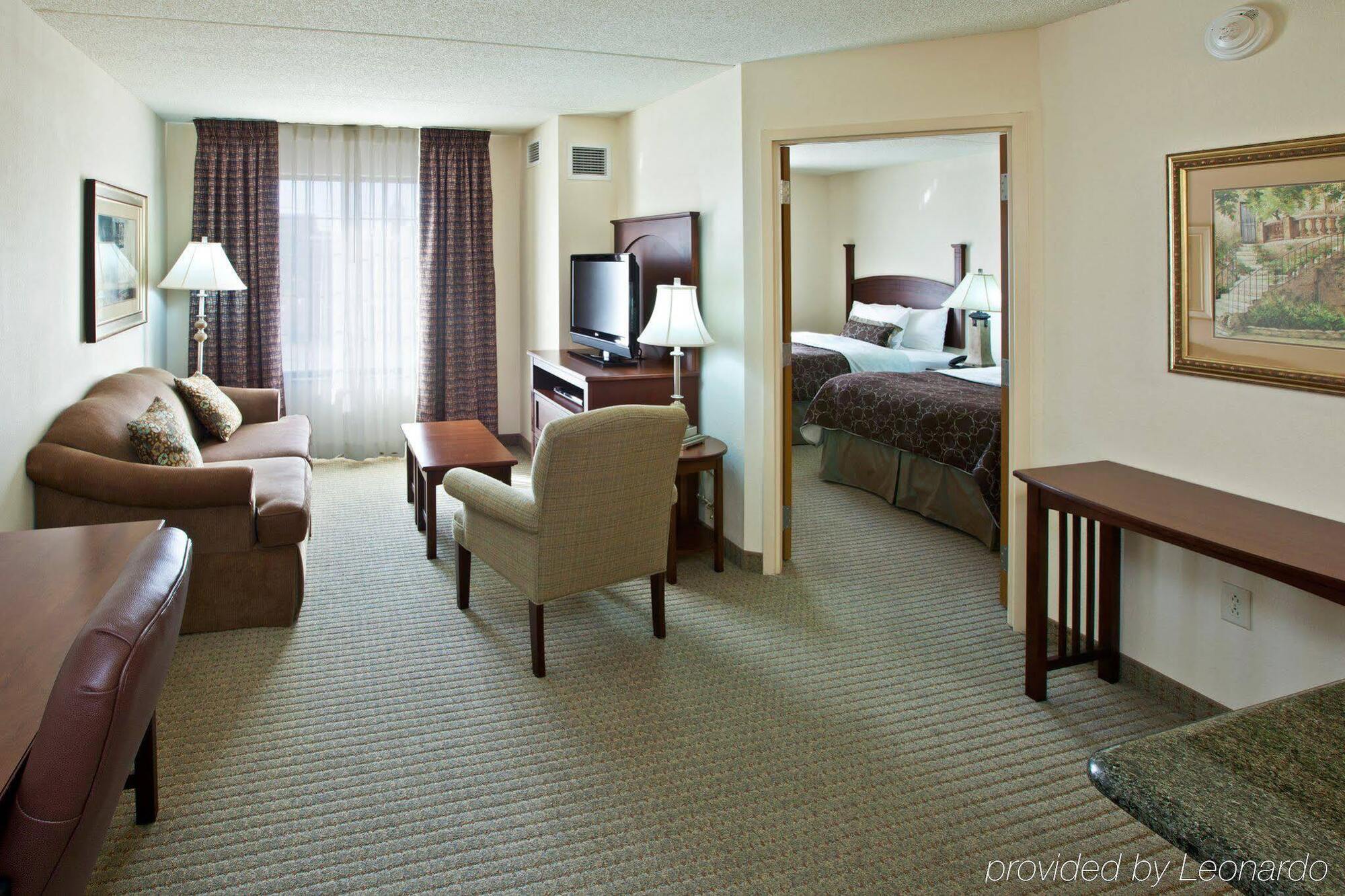 Staybridge Suites Indianapolis Downtown-Convention Center By Ihg Exterior foto